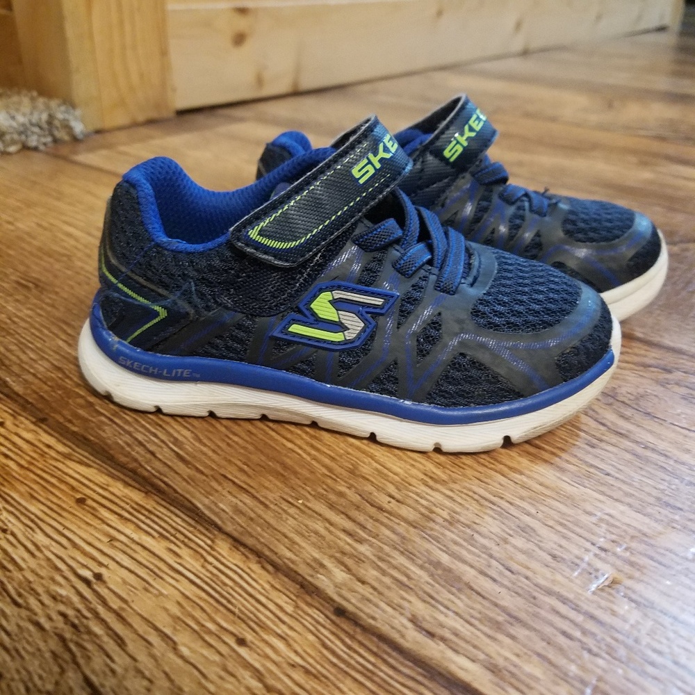 toddler boys sketchers